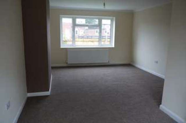  Image of 3 bedroom Semi-Detached house for sale in Malvern Road Hook Goole DN14 at Goole East Yorkshire, DN14 6HZ