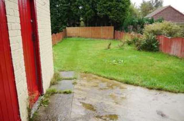  Image of 3 bedroom Semi-Detached house for sale in Malvern Road Hook Goole DN14 at Goole East Yorkshire, DN14 6HZ