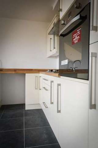  Image of 2 bedroom Flat for sale in Manchester Road Blackrod Bolton BL6 at Manchester Road Blackrod Bolton, BL6 5RU