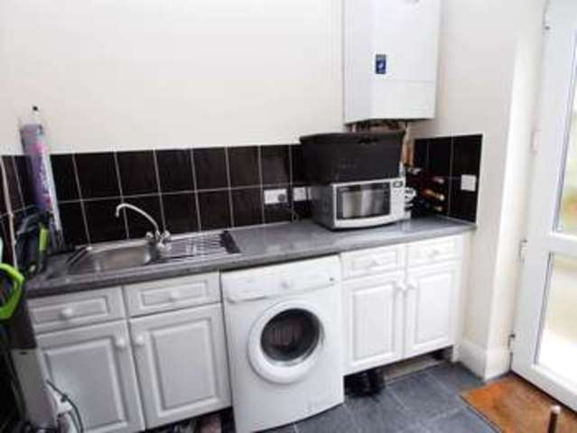  Image of 3 bedroom Detached house for sale in Manchester Road Chapel-En-Le-Frith High Peak SK23 at Chapel-en-le-Frith  High Peak, SK23 9SR