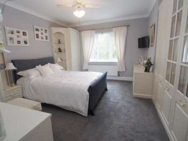  Image of 3 bedroom Detached house for sale in Manchester Road Chapel-En-Le-Frith High Peak SK23 at Chapel-en-le-Frith  High Peak, SK23 9SR