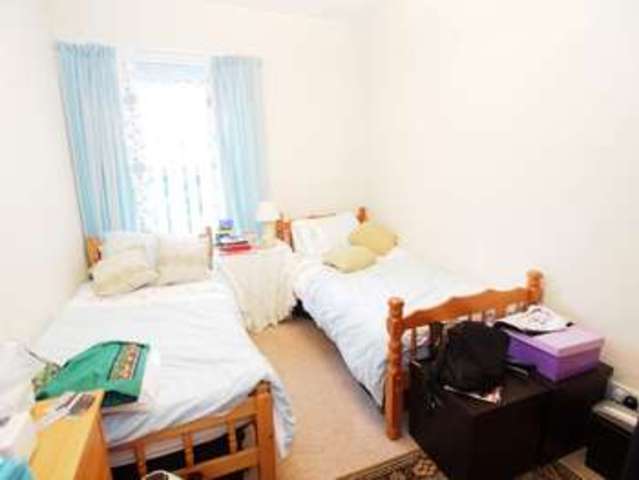  Image of 2 bedroom Apartment for sale in Manchester Road Chapel-En-Le-Frith High Peak SK23 at Chapel-en-le-Frith  High Peak, SK23 9TH