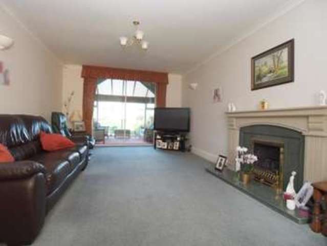  Image of 4 bedroom Detached house for sale in Manchester Road Chapel-En-Le-Frith High Peak SK23 at Chapel-en-le-Frith  High Peak, SK23 9TP