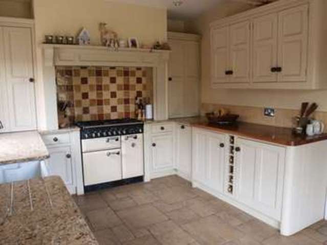  Image of 5 bedroom Detached house for sale in Great North Road Cromwell Newark NG23 at Great North Road  Newark, NG23 6JE