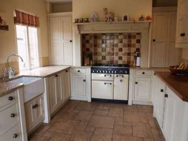  Image of 5 bedroom Detached house for sale in Great North Road Cromwell Newark NG23 at Great North Road  Newark, NG23 6JE