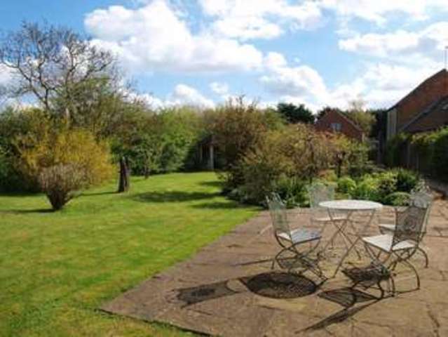  Image of 5 bedroom Detached house for sale in Great North Road Cromwell Newark NG23 at Great North Road  Newark, NG23 6JE