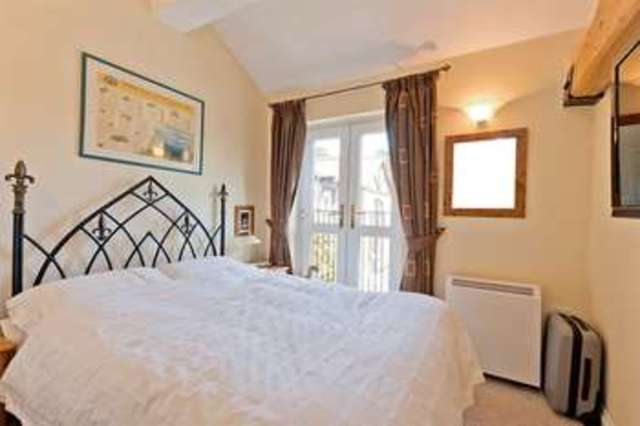  Image of 3 bedroom Mews for sale in Manor Farm Mews Runcorn WA7 at Manor Farm Mews  Runcorn, WA7 1NN