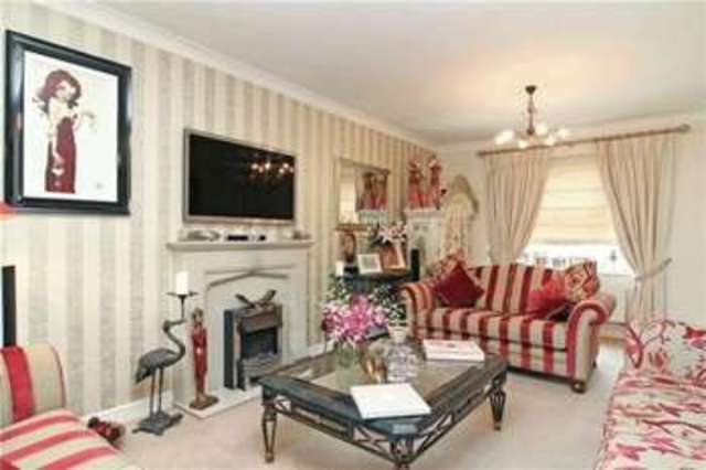  Image of 5 bedroom Detached house for sale in Manor Paddocks Bassingham Lincoln LN5 at Manor Paddocks Bassingham Lincoln, LN5 9GW