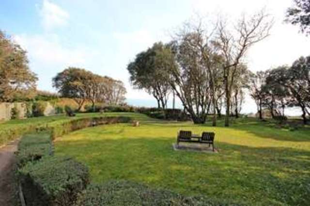  Image of 2 bedroom Flat for sale in Manor Road Bournemouth BH1 at Manor Road  Bournemouth, BH1 3EP
