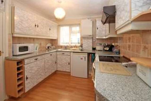 Image of 2 bedroom Flat for sale in Manor Road Bournemouth BH1 at Manor Road  Bournemouth, BH1 3JB
