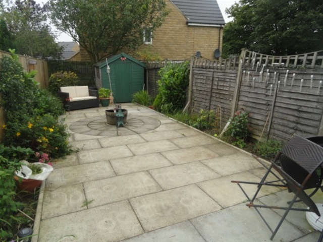  Image of 2 bedroom Terraced house for sale in Manor Road Cottingley Bingley BD16 at Cottingley, Bingley, BD16 1QA