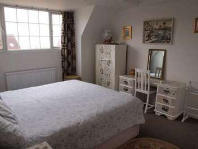  Image of 4 bedroom Detached house for sale in Manor Road Swinderby Lincoln LN6 at Manor Road  Swinderby, LN6 9LS