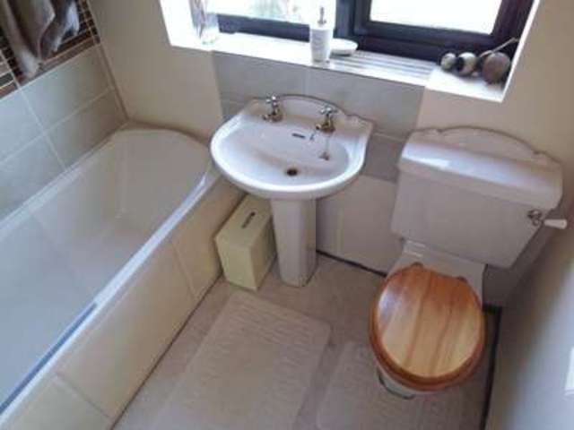  Image of 4 bedroom Detached house for sale in Manvers Road Retford DN22 at Manvers Road  Retford, DN22 7NT