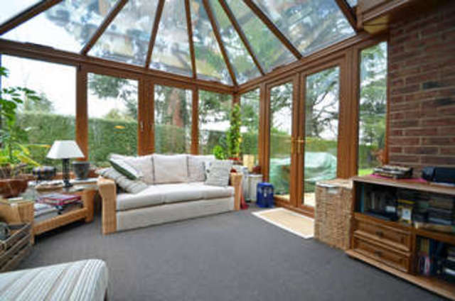  Image of 5 bedroom Detached house for sale in Maple Dunchurch Road Rugby CV22 at Maple Gardens  Rugby, CV22 6DZ