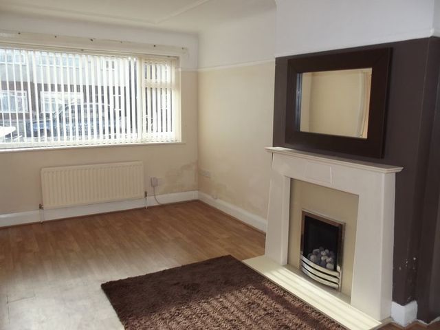  Image of 3 bedroom Semi-Detached house to rent in Marina Crescent Bootle L30 at Marina Crescent  Netherton, L30 1RS