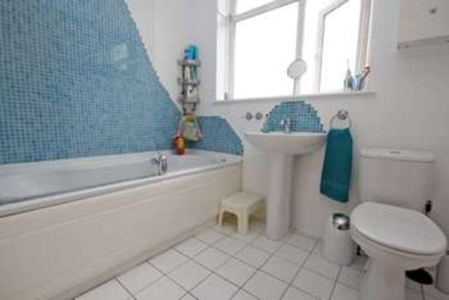  Image of 2 bedroom Flat for sale in Marine Road Southbourne Bournemouth BH6 at Marine Road Southbourne Bournemouth, BH6 3NX