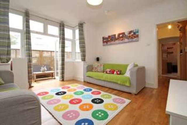  Image of 2 bedroom Flat for sale in Marine Road Southbourne Bournemouth BH6 at Marine Road Southbourne Bournemouth, BH6 3NX