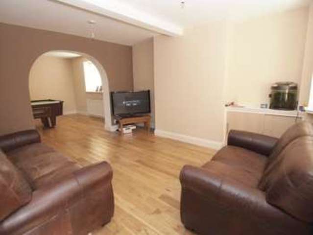  Image of 3 bedroom End of Terrace for sale in Market Street Chapel-En-Le-Frith High Peak SK23 at Chapel-en-le-Frith  High Peak, SK23 0HZ
