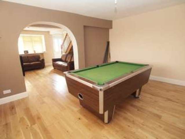  Image of 3 bedroom End of Terrace for sale in Market Street Chapel-En-Le-Frith High Peak SK23 at Chapel-en-le-Frith  High Peak, SK23 0HZ