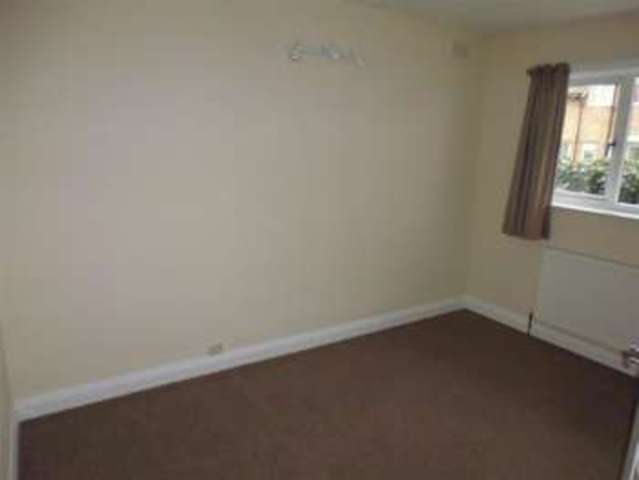  Image of 3 bedroom Ground Flat to rent in Market Way Scarborough YO11 at Market Way  Scarborough, YO11 1HR