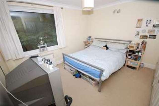  Image of 2 bedroom Flat for sale in Marlborough Drive Frenchay Bristol BS16 at Marlborough Drive  Bristol, BS16 1PN