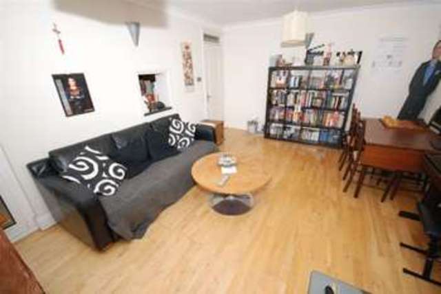  Image of 2 bedroom Flat for sale in Marlborough Drive Frenchay Bristol BS16 at Marlborough Drive  Bristol, BS16 1PN