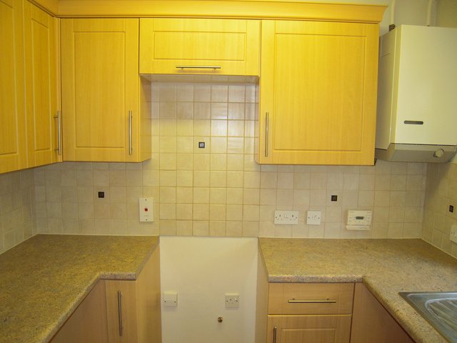  Image of 2 bedroom Flat to rent in Marston Drive Newbury RG14 at Newbury Berks Newbury, RG14 2SG