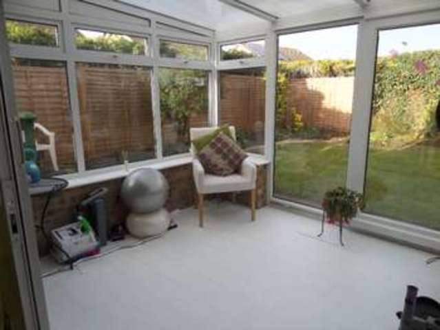  Image of 4 bedroom Detached house for sale in Masefield Close Newport Pagnell MK16 at Newport Pagnell, MK16 8DZ