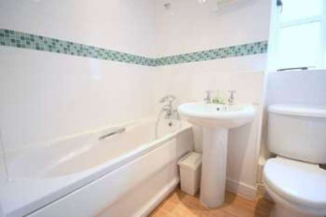  Image of 3 bedroom Detached house for sale in Mossop Court Masons Road Stratford-upon-Avon CV37 at Masons Road  Stratford upon Avon, CV37 9NG
