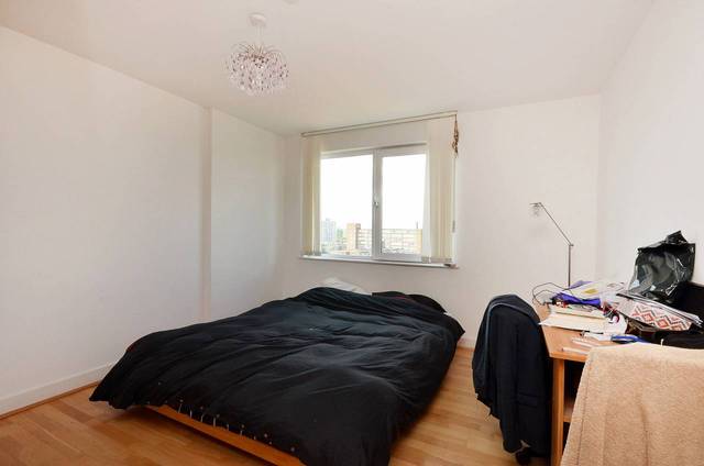  Image of 2 bedroom Flat for sale in Mast Quay London SE18 at Mast Quay  Woolwich, SE18 5NH