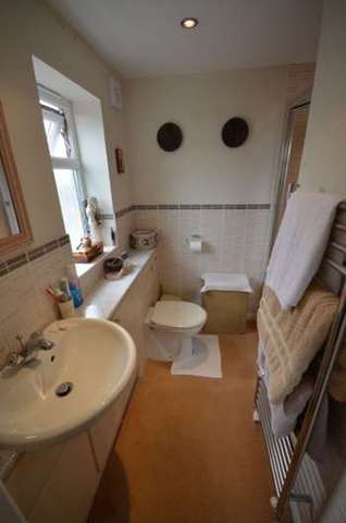  Image of 4 bedroom Detached house for sale in Maudlin Drive Teignmouth TQ14 at Maudlin Drive  Teignmouth, TQ14 8RZ