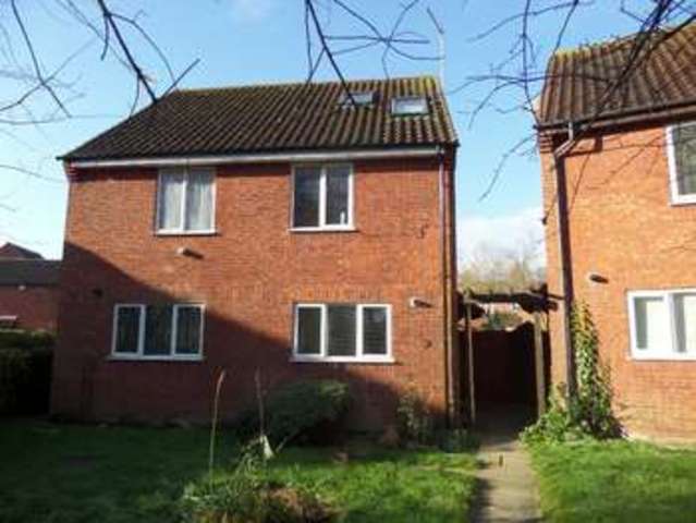  Image of 3 bedroom Semi-Detached house for sale in Maulden Gardens Giffard Park Milton Keynes MK14 at Milton Keynes, MK14 5JJ