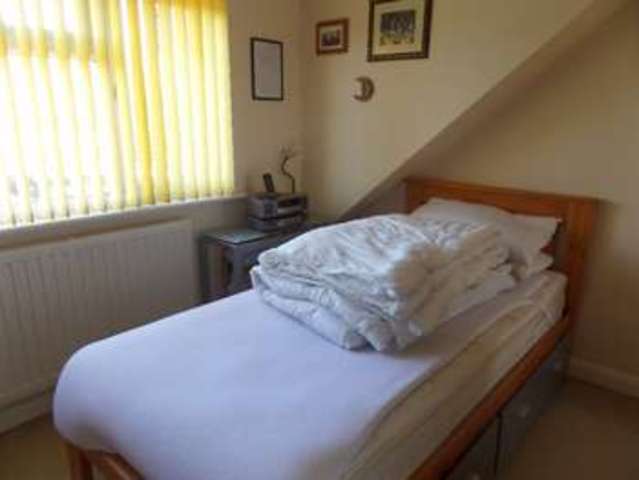  Image of 3 bedroom Semi-Detached house for sale in Maulden Gardens Giffard Park Milton Keynes MK14 at Milton Keynes, MK14 5JJ