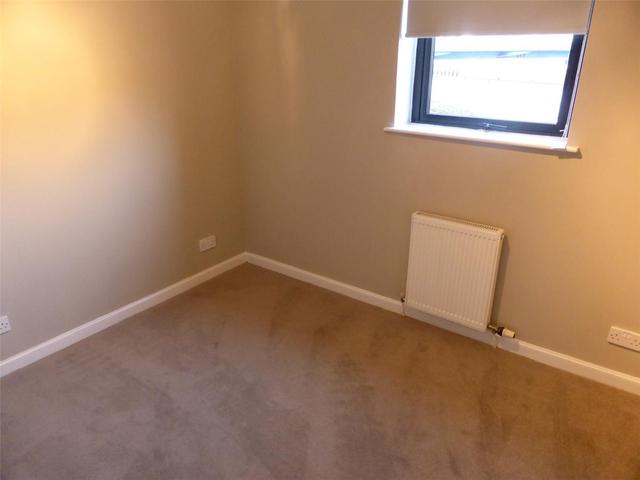  Image of 2 bedroom Flat to rent in Mavisbank Gardens Govan Glasgow G51 at City Centre Glasgow Glasgow, G51 1HQ