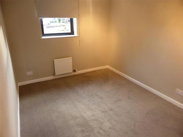  Image of 2 bedroom Flat to rent in Mavisbank Gardens Govan Glasgow G51 at City Centre Glasgow Glasgow, G51 1HQ