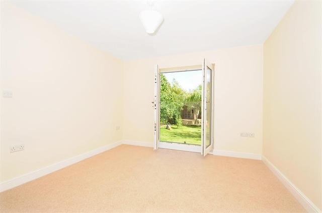  Image of 4 bedroom Detached house for sale in Mawcroft Grange Drive Yeadon Leeds LS19 at Yeadon Leeds Rawdon, LS19 6DJ