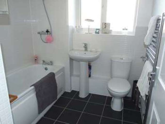  Image of 4 bedroom Detached house for sale in Maxwell Drive Loughborough LE11 at Maxwell Drive  Loughborough, LE11 5EJ