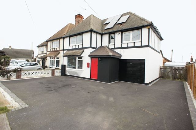  Image of 3 bedroom Semi-Detached house for sale in May Avenue Canvey Island SS8 at May Avenue  Canvey Island, SS8 7EY