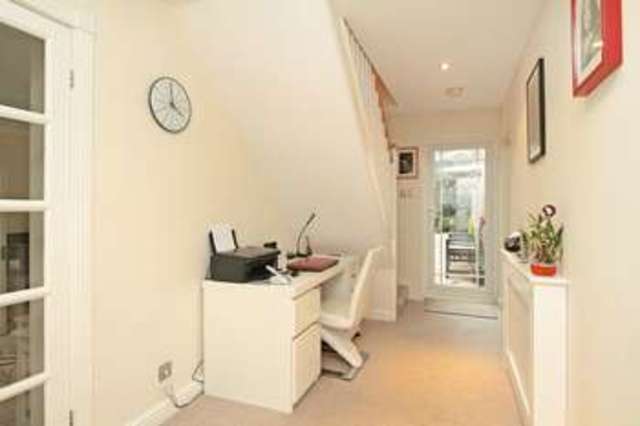  Image of 5 bedroom Detached house for sale in May Lodge Drive Rufford Newark NG22 at May Lodge Drive Rufford Newark, NG22 9DE
