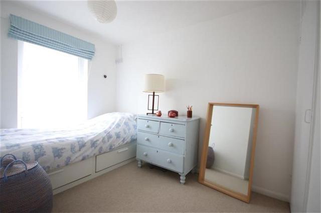  Image of 3 bedroom Detached house to rent in May Tree Close Winchester SO22 at May Tree Close  WINCHESTER, SO22 4JE