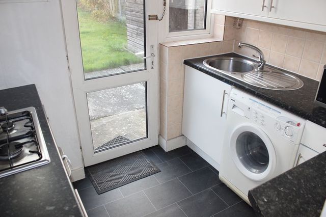  Image of 1 bedroom Flat to rent in Mayfield Avenue Harrow HA3 at Mayfield Avenue  Harrow, HA3 8EU