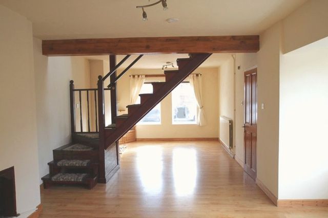  Image of 3 bedroom Semi-Detached house to rent in Mcintyre Road Worcester WR2 at Mcintyre Road  Worcester, WR2 5LG