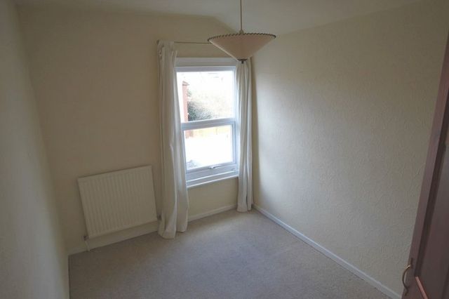 Image of 3 bedroom Semi-Detached house to rent in Mcintyre Road Worcester WR2 at Mcintyre Road  Worcester, WR2 5LG