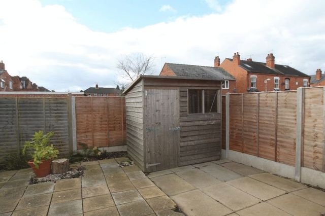  Image of 3 bedroom Semi-Detached house to rent in Mcintyre Road Worcester WR2 at Mcintyre Road  Worcester, WR2 5LG