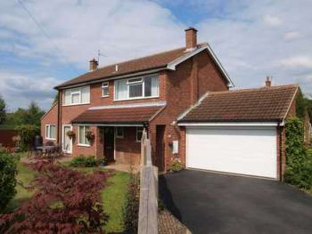  Image of 4 bedroom Detached house for sale in Meadow Close North Muskham Newark NG23 at Meadow Close North Muskham Newark, NG23 6HY