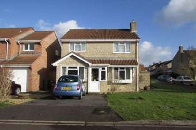  Image of 5 bedroom Detached house for sale in Meadow Close Street BA16 at Street, BA16 0UD
