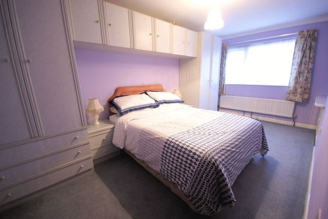  Image of 4 bedroom Semi-Detached house for sale in Meadow Walk Gosport PO13 at Meadow Walk  Gosport, PO13 0YN