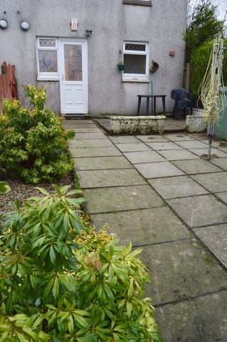  Image of 1 bedroom Flat to rent in Medwin Gardens East Kilbride Glasgow G75 at East Kilbride South Lanarkshire South Lanarkshire, G75 8JZ