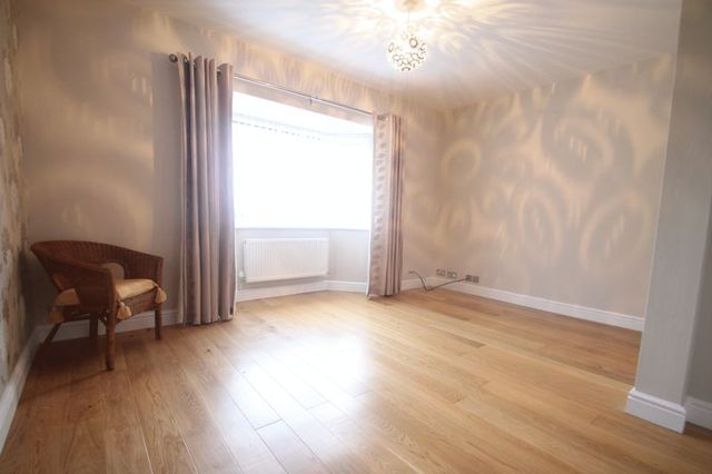  Image of 4 bedroom Detached house for sale in Pentraeth Road Menai Bridge LL59 at Pentraeth Road  Menai Bridge, LL59 5LY
