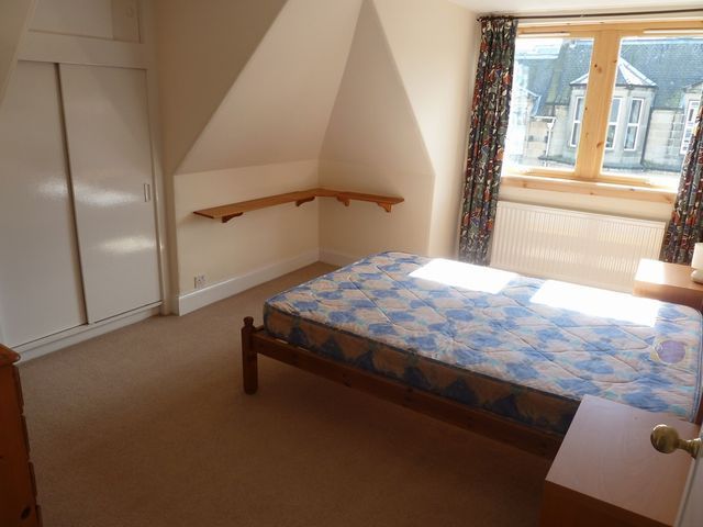  Image of 2 bedroom Flat to rent in Mentone Terrace Edinburgh EH9 at Newington Edinburgh Edinburgh, EH9 2DG